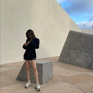 Meet your Posher, Mia